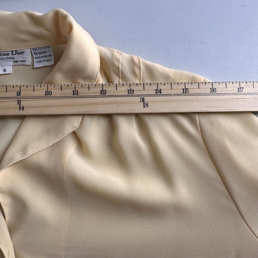 Christian Dior Vintage Yellow Chiffon Button Down Blouse Pleated Shoulder Size 6 - Picture 11 of 16